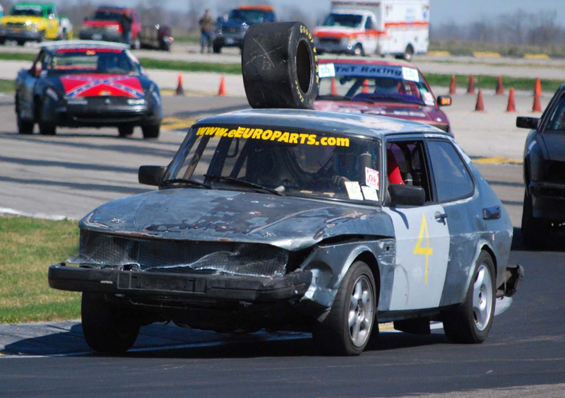 Illustration for article titled The Top 95 Lemons Of The Gator-O-Rama 24 Hours Of LeMons